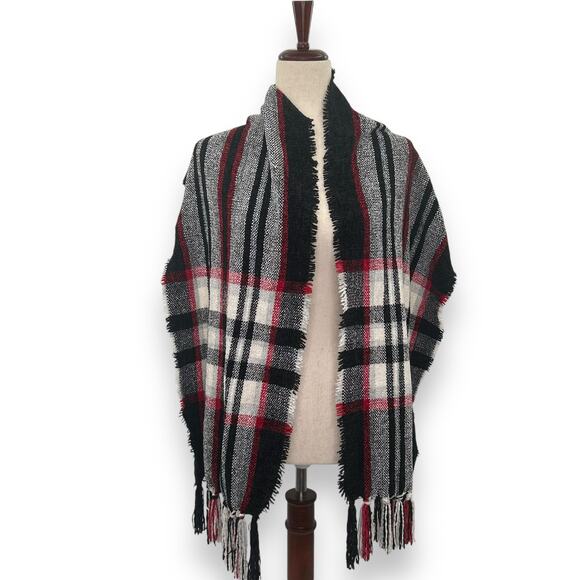 NWOT Style & Co Black Red Plaid Scarf with Fringe Winter Holiday Warm Soft NEW - Picture 2 of 14